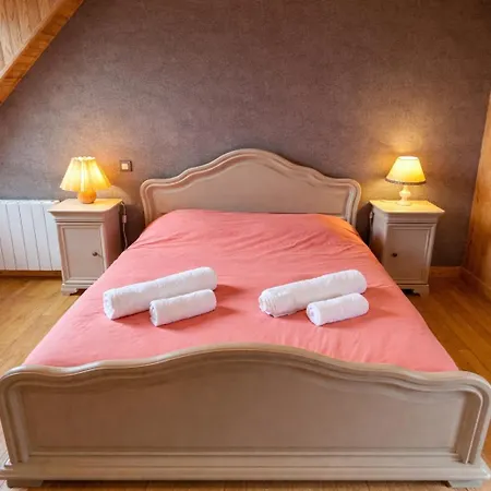 Refuge Familial Pres De La - Jardin & Parking Holiday home Reville