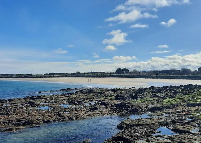 Refuge Familial Pres De La - Jardin & Parking * Reville