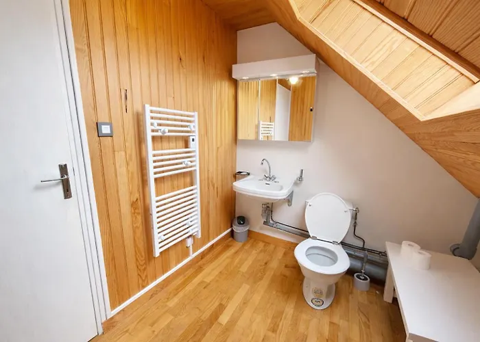 Refuge Familial Pres De La - Jardin & Parking Reville