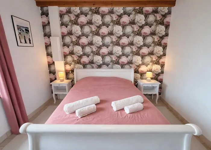 Holiday home Refuge Familial Pres De La - Jardin & Parking *